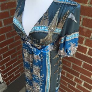 Brand new with tags, 100% silk dress Sz S.